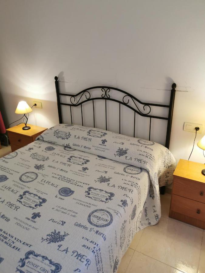 Hostal Residencia Celma Sant Carlos de la Ràpita المظهر الخارجي الصورة